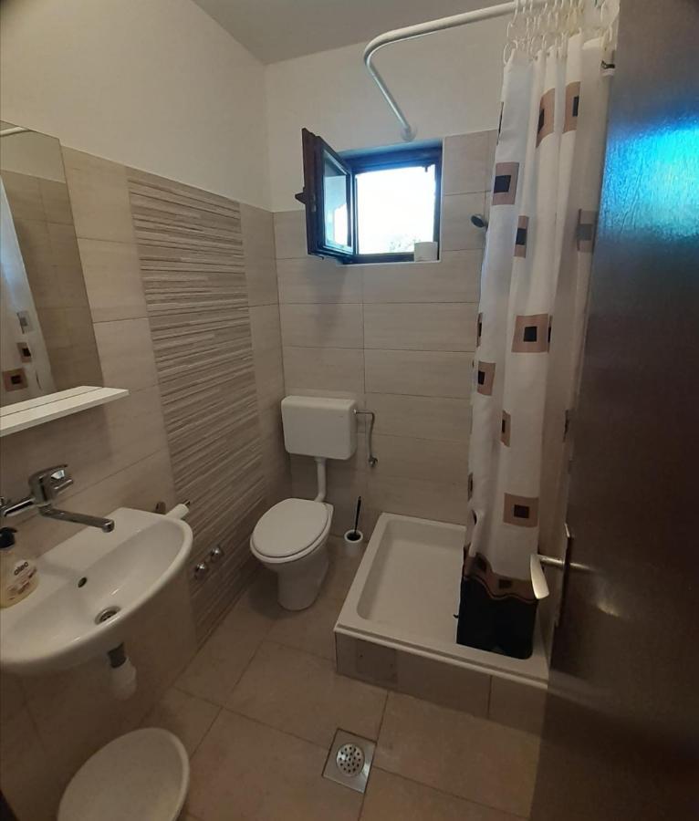 Apartments Mint Povljana - 50M From Sandy Beach Quarto foto